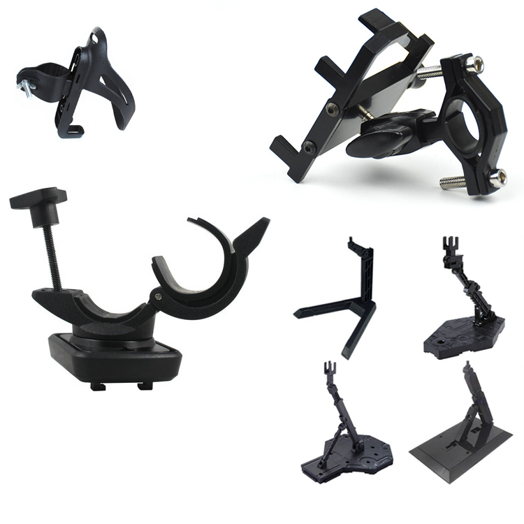 Stampaggio parti in plastica scooter 150cc