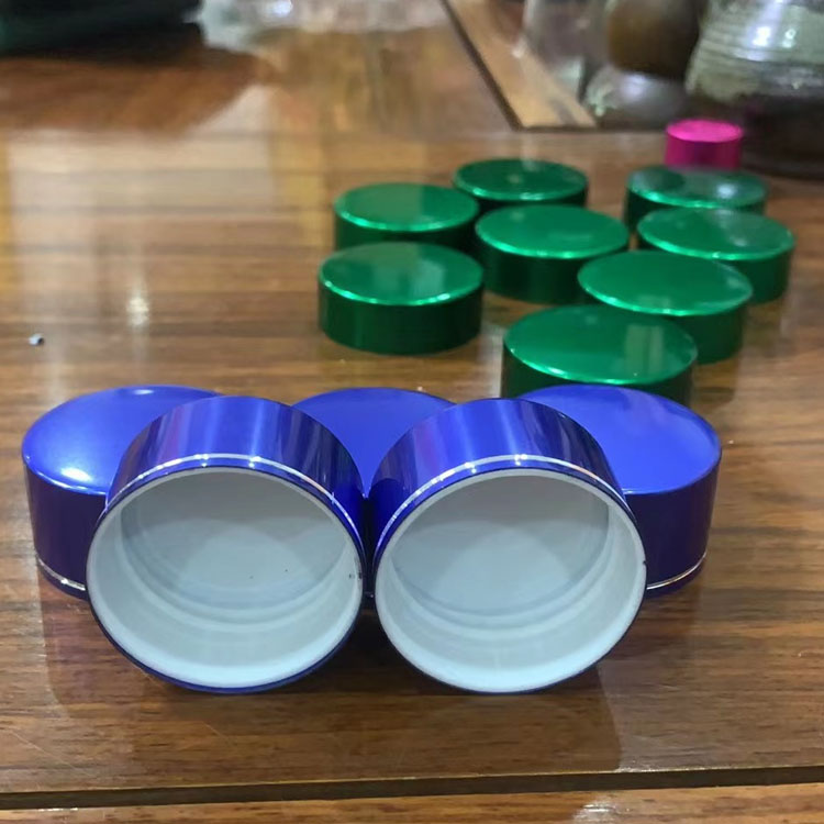 Tappi di stampaggio a iniezione da 28 mm