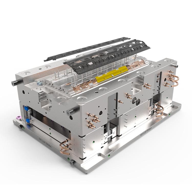 Stampi di precisione per connettori