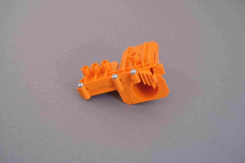 Utensili per iniezione plastica durevole