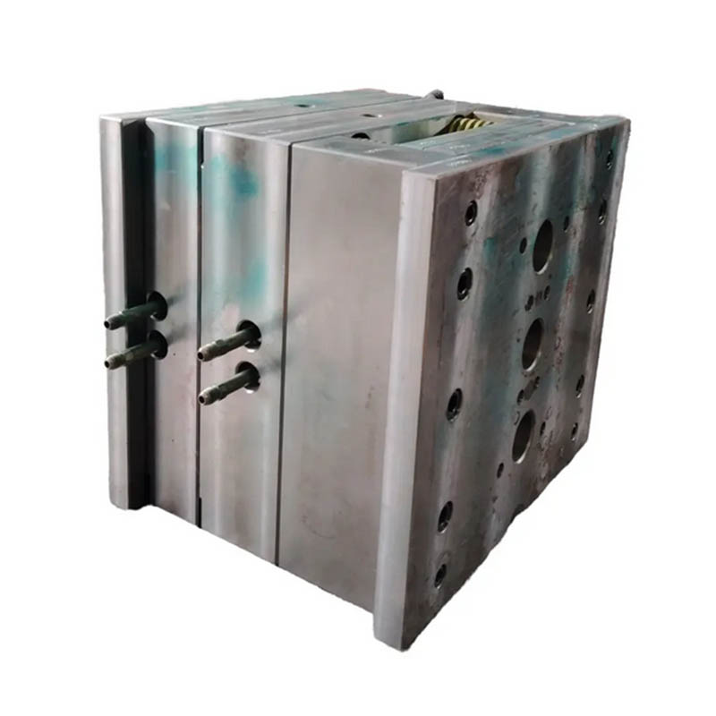 LED downlight molding