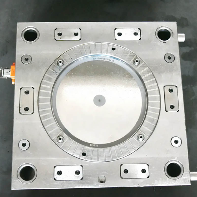 LED downlight molding