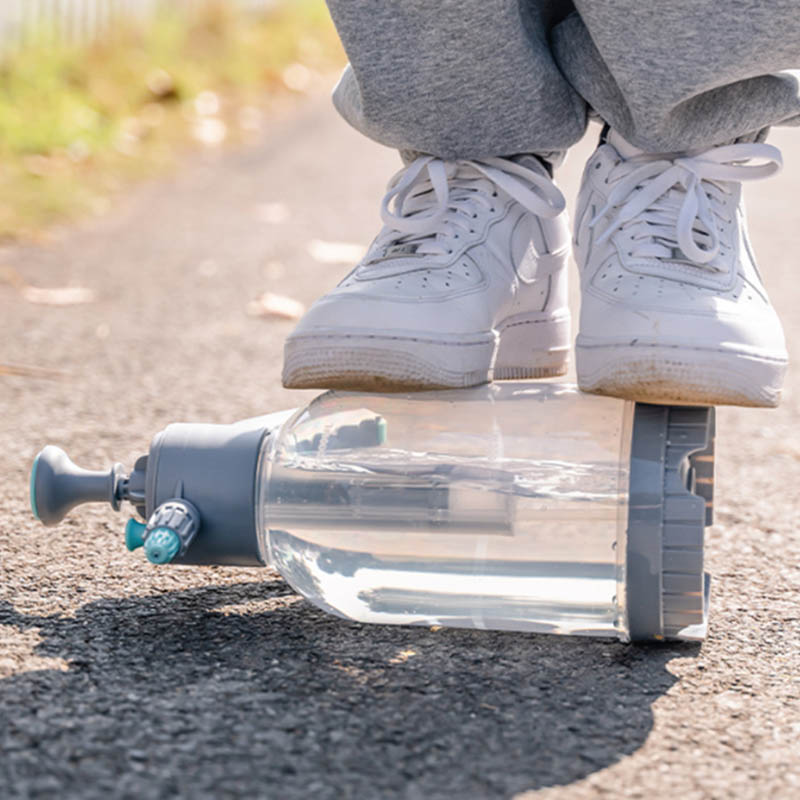 Watering bottle molding