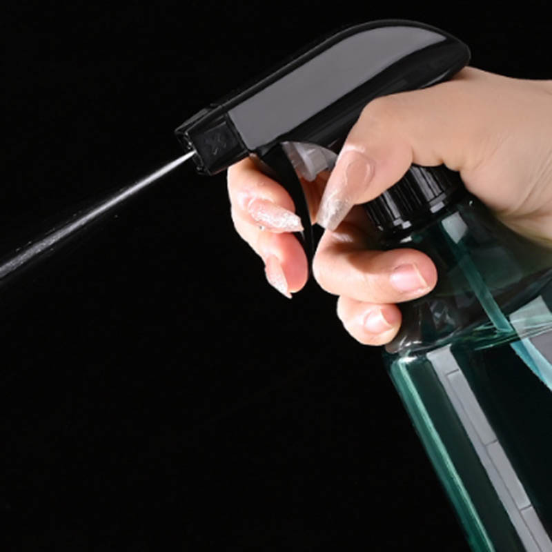 Watering bottle molding