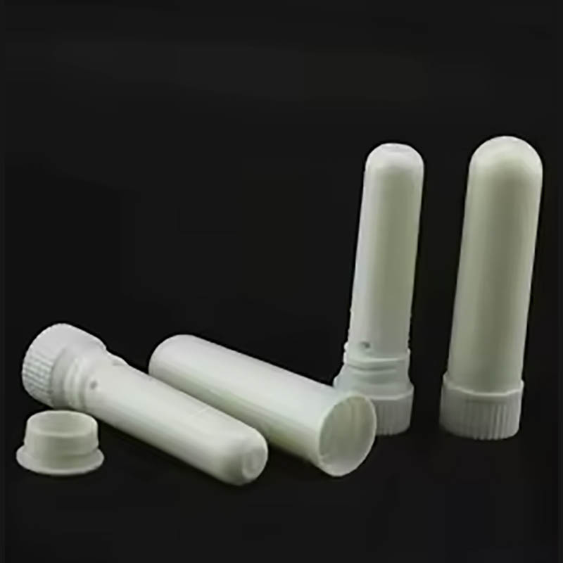 Stampaggio di imballaggi per inalatore in plastica