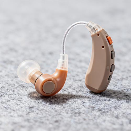 Stampaggio di apparecchi acustici ad iniezione di plastica